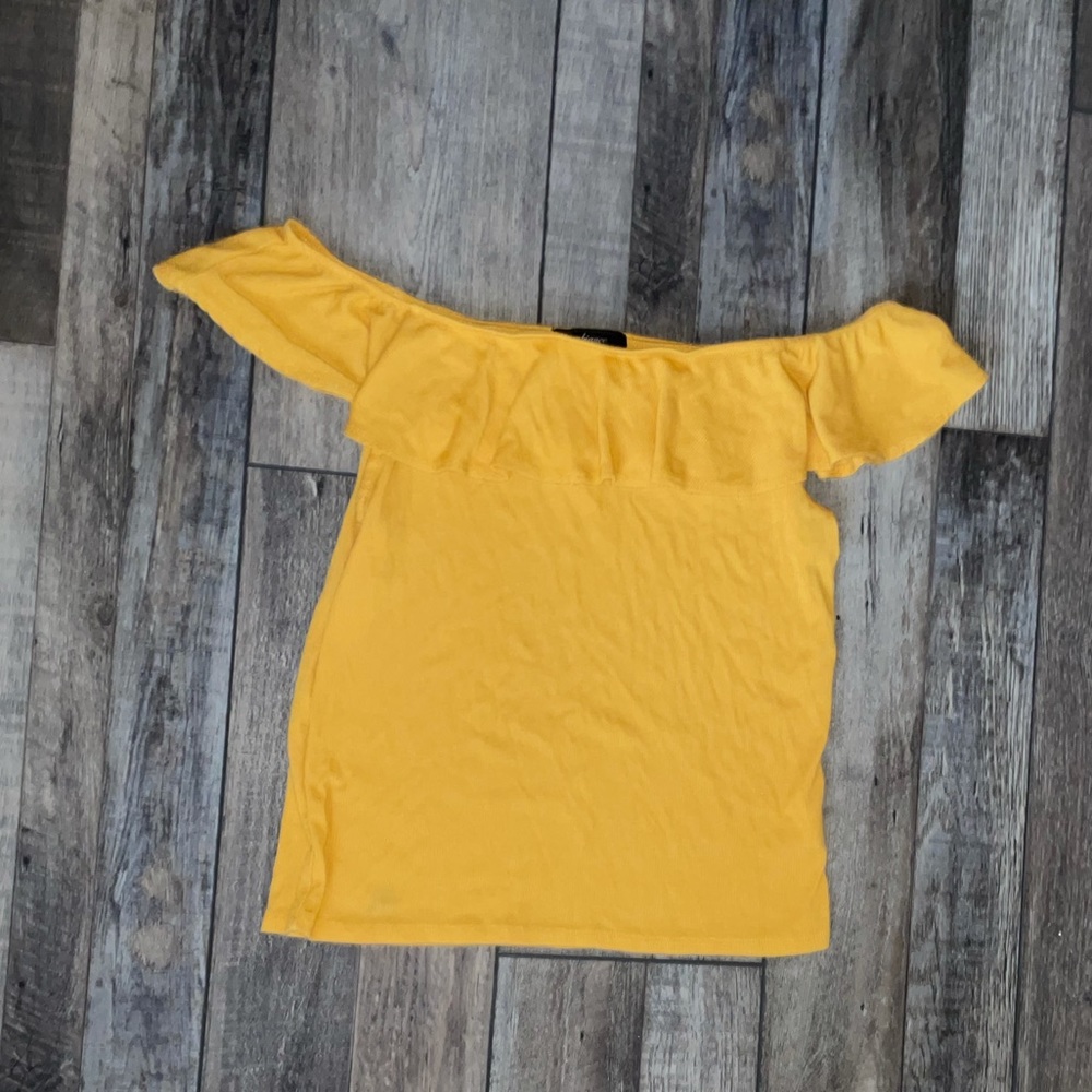 Off the shoulder yellow shirt